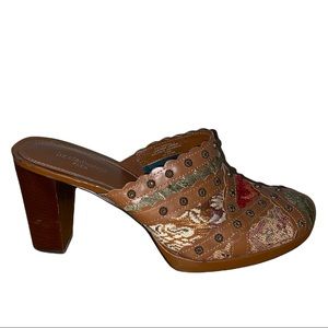 Liz Claiborne Flex Brown Mules | 10
